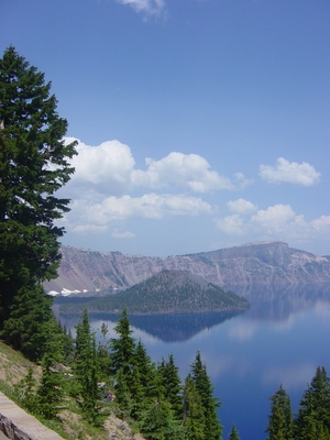 Crater_Lake_2004_037.jpg