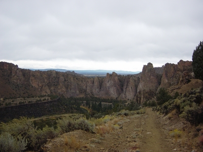 Scanning the canyon at Smith Rock - Climbing Oregon