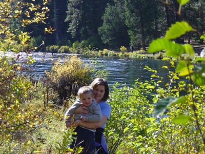 Linda O'Donnell and Tanis O'Donnell at the Metolius River - Hiking Oregon