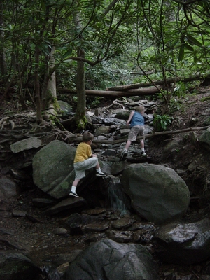 Tanis ODonnell and Tyler Bernheisel hiking Laurel Falls